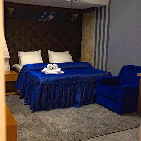 Lite Hotel *